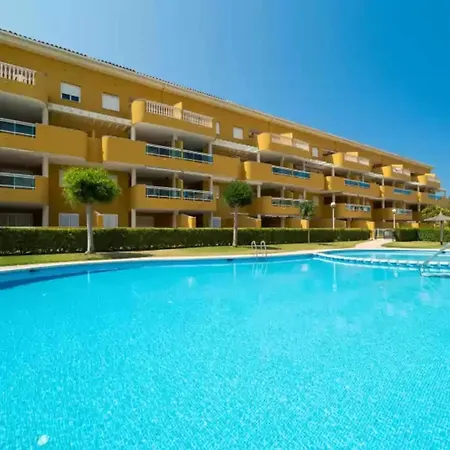 Nyaraló In